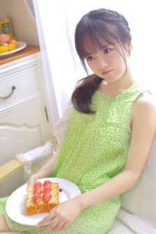 吃奶很黄细节故事